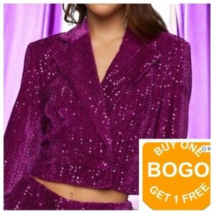 Forever 21 Fuchsia Cropped Sequins Blazer Size Small
NWOT